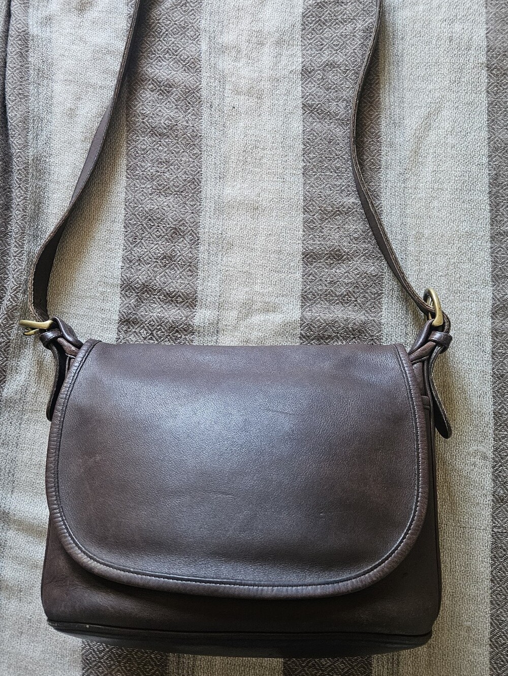 Vintage Coach Fletcher Dark Brown Leather Crossbody Saddle Bag